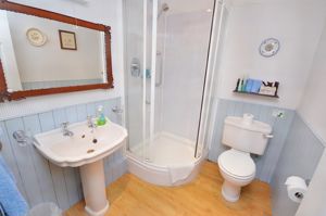 Ensuite guest bedroom one- click for photo gallery